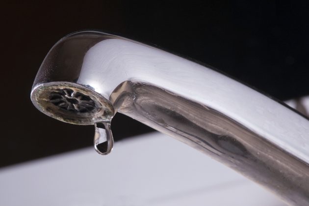 How to Troubleshoot Water Pressure Loss in your Bathroom